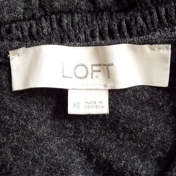 LOFT Dress, XS, Charcoal Gray Heathered Knit, Smocked Flounce, Short sleeves - Picture 12 of 15